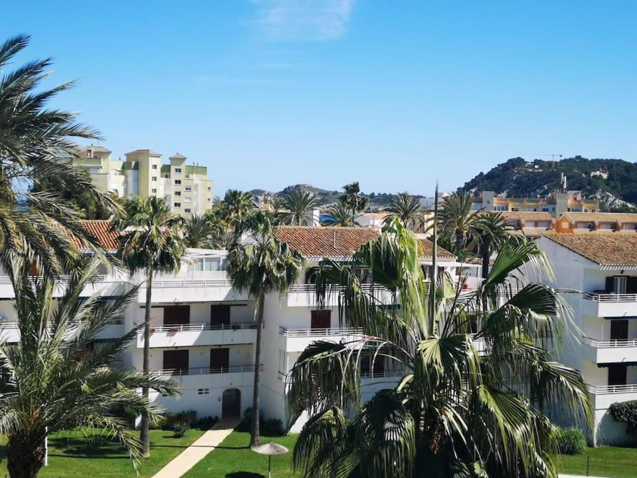 Casa En Urb. Con La Piscina Mas Grande De Javea. מראה חיצוני תמונה