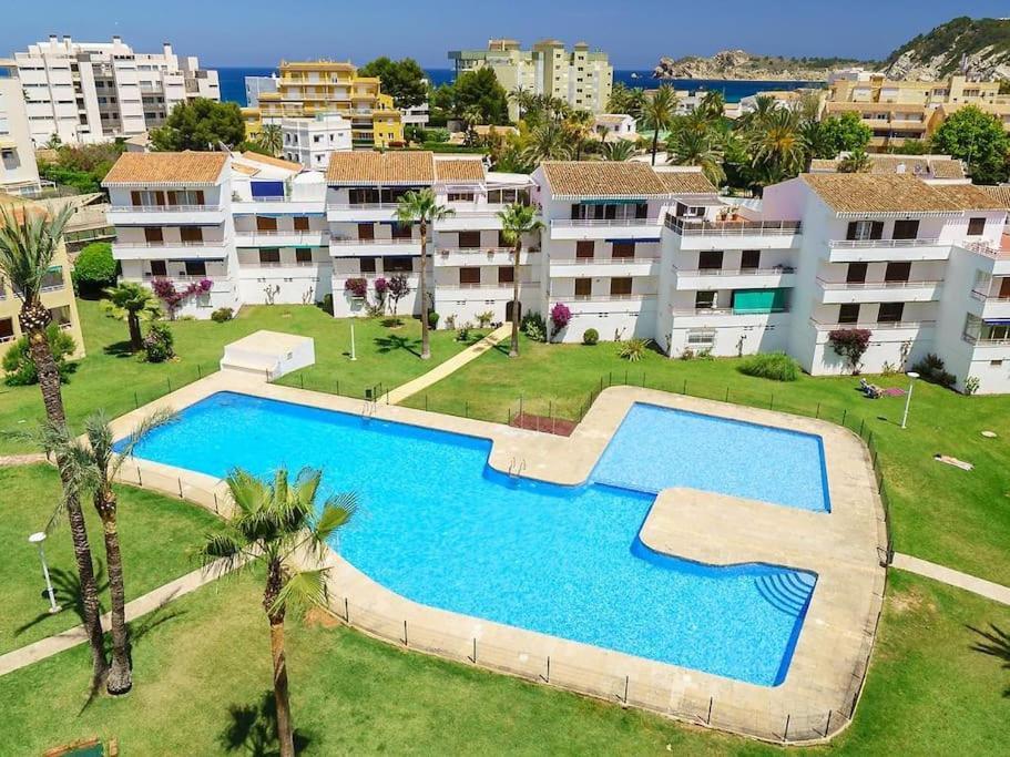 Casa En Urb. Con La Piscina Mas Grande De Javea. מראה חיצוני תמונה